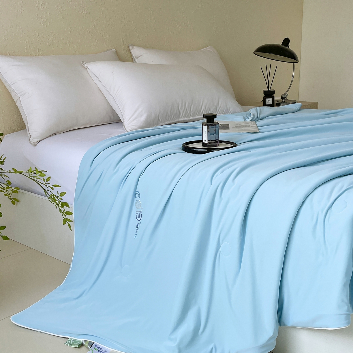 91家纺网 家纺一手货源 找家纺 春皖家纺 2026新款简约百搭小凉皮凉感夏被-冷萃系列 冷萃-蓝