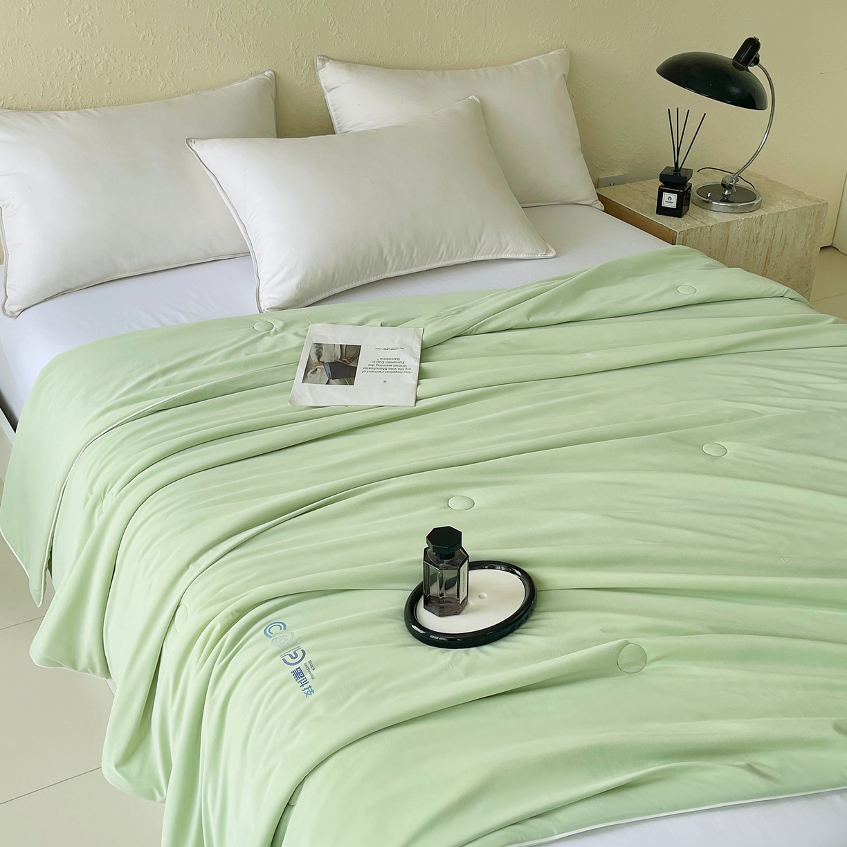 91家纺网 家纺一手货源 找家纺 春皖家纺 2026新款简约百搭小凉皮凉感夏被-冷萃系列 冷萃-绿