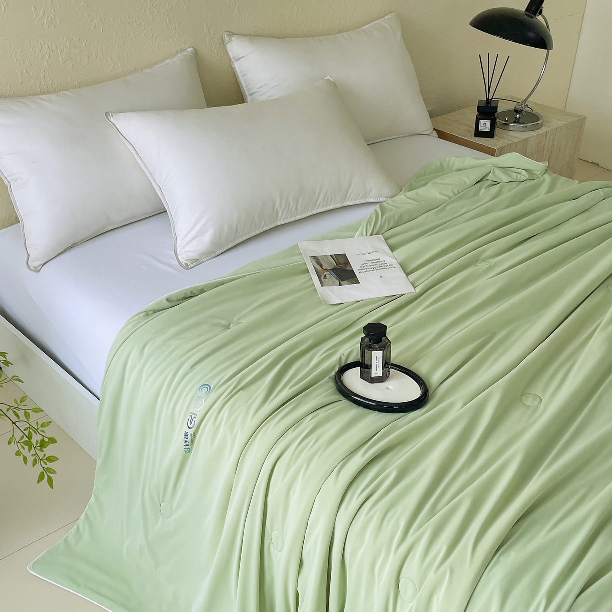 91家纺网 家纺一手货源 找家纺 春皖家纺 2026新款简约百搭小凉皮凉感夏被-冷萃系列 冷萃-绿