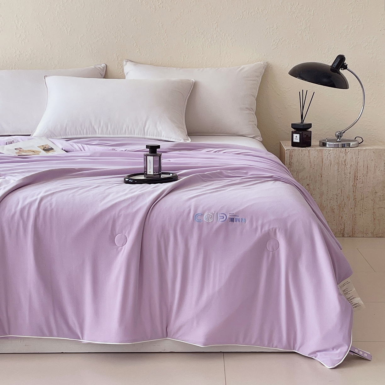 91家纺网 家纺一手货源 找家纺 春皖家纺 2026新款简约百搭小凉皮凉感夏被-冷萃系列 冷萃-紫