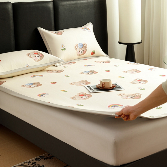 91家纺网 家纺一手货源 找家纺 富馨莱 2026新款高端竹纤维席子平铺款软凉席三件套夏季凉席席子 安利熊