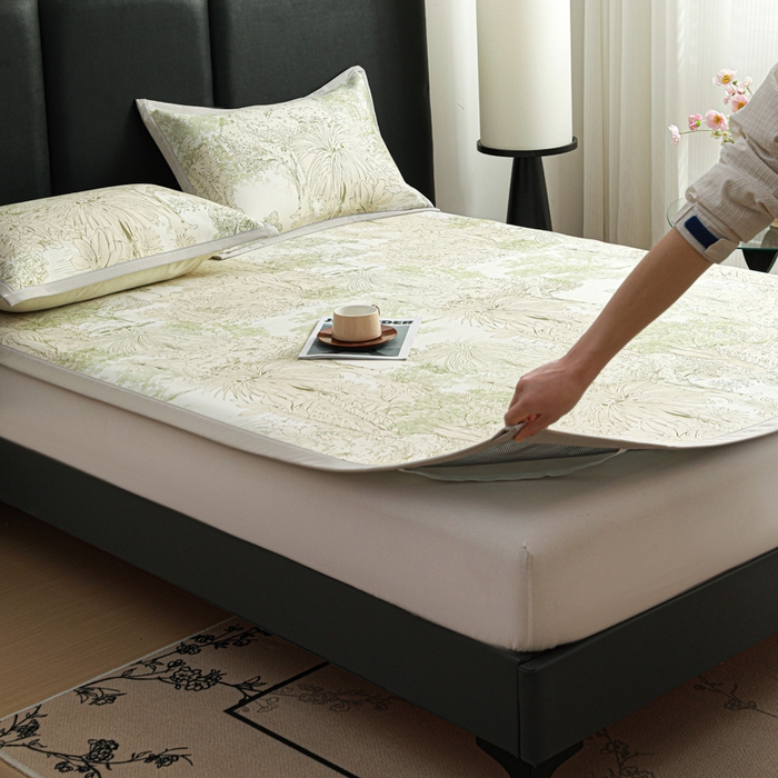 91家纺网 家纺一手货源 找家纺 富馨莱 2026新款高端竹纤维席子平铺款软凉席三件套夏季凉席席子 山间晚风