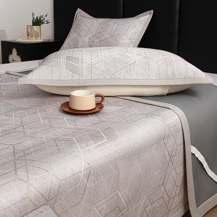 91家纺网 家纺一手货源 找家纺 富馨莱 2026新款高端竹纤维席子平铺款软凉席三件套夏季凉席席子 维度空间