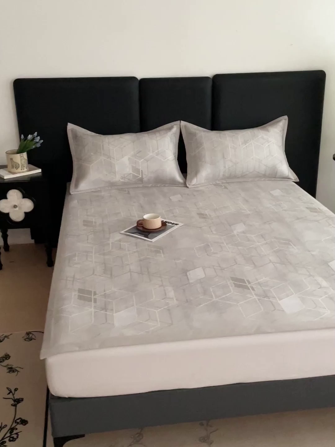 91家纺网 家纺一手货源 找家纺 富馨莱 2026新款高端竹纤维席子平铺款软凉席三件套夏季凉席席子 维度空间