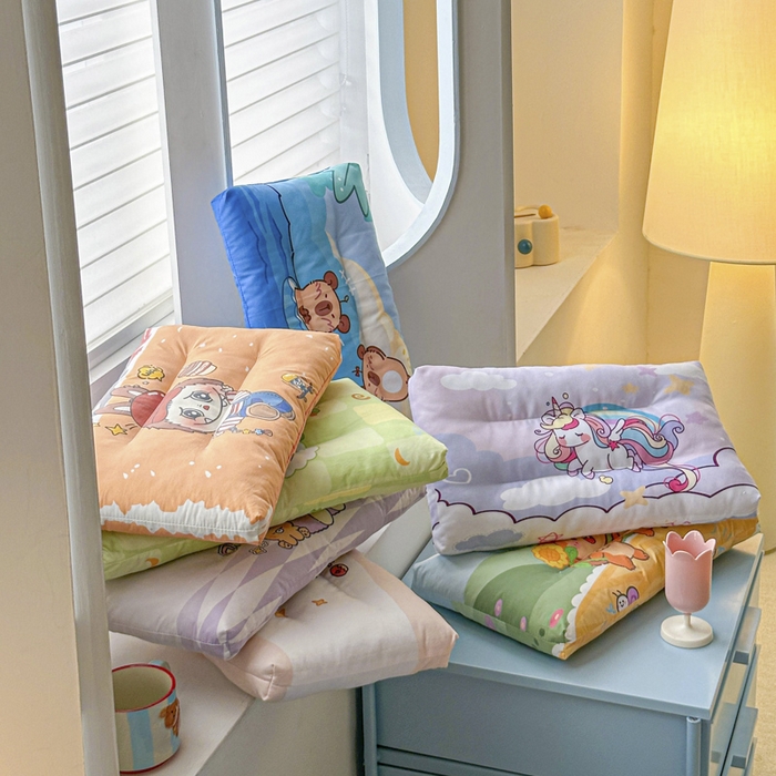 91家纺网 家纺一手货源 找家纺 暖羽屋羽绒馆 2026新款卡通枕头婴幼儿枕芯 儿童学生小枕头 宿舍枕头 婴儿床枕头 小孩枕头 组合图