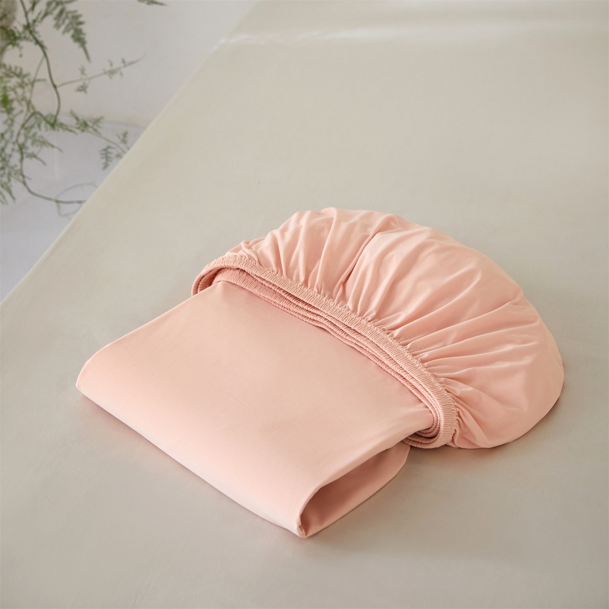 91家纺网 家纺一手货源 找家纺 头等舱  2026新款锦氨A类凉感（165克）床笠 某姆同款 海棠玉