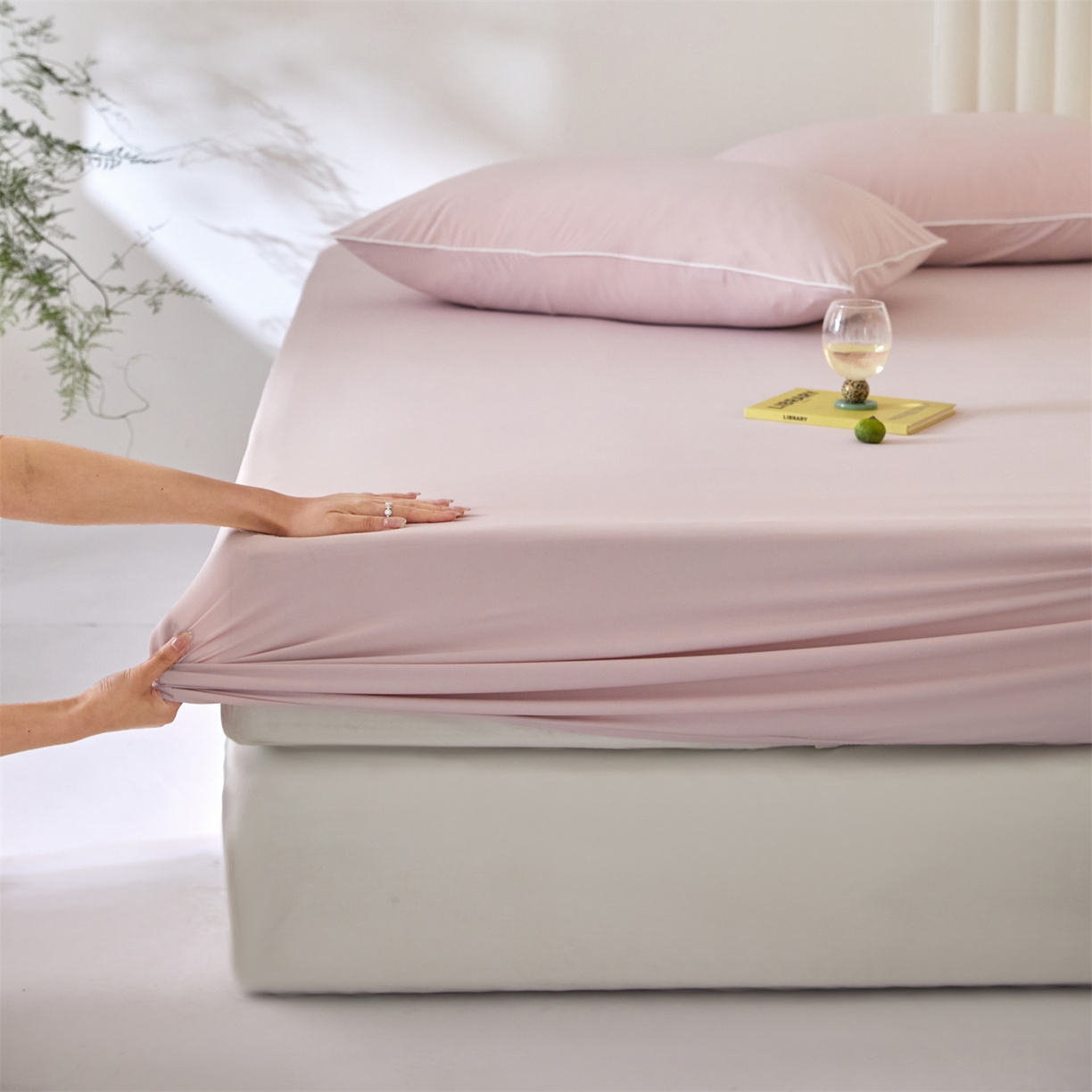 91家纺网 家纺一手货源 找家纺 头等舱  2026新款锦氨A类凉感（165克）床笠 某姆同款	 豆沙粉