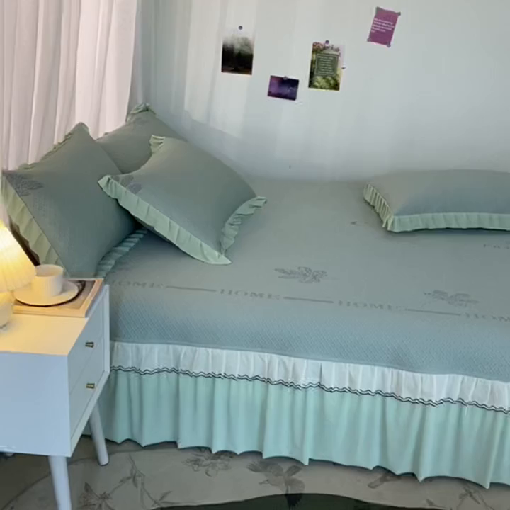 91家纺网 家纺一手货源 找家纺 美优兰 2026新款PE提花凉感冰豆豆三明治复合榻榻米垫 晚亭绿