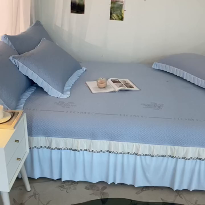 91家纺网 家纺一手货源 找家纺 美优兰 2026新款PE提花凉感冰豆豆三明治复合榻榻米垫 晚亭蓝