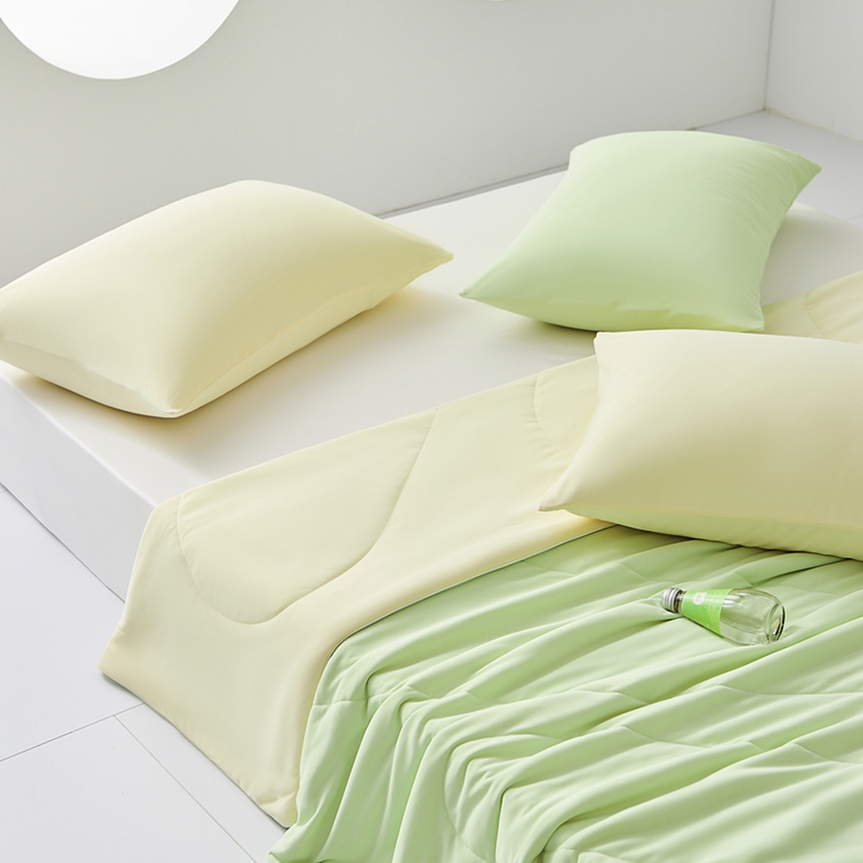 91家纺网 家纺一手货源 找家纺 LADYCOCO可可家居 2026新款coolmate多巴胺色系凉感夏被系列2 柠芒风露（绿+黄）