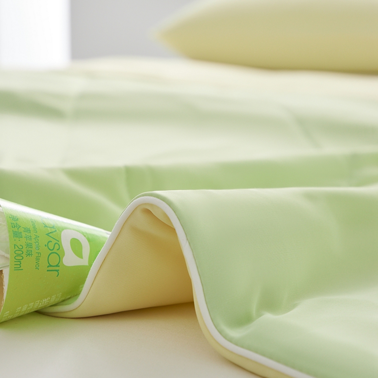 91家纺网 家纺一手货源 找家纺 LADYCOCO可可家居 2026新款coolmate多巴胺色系凉感夏被系列2 柠芒风露（绿+黄）