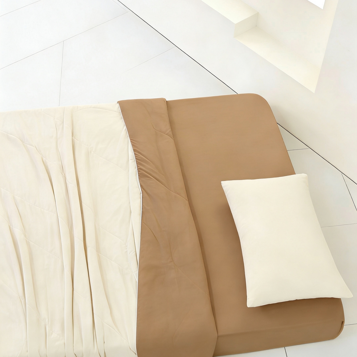 91家纺网 家纺一手货源 找家纺 LADYCOCO可可家居 2026新款coolmate多巴胺色系凉感夏被系列2 云沙麦浪（驼+白）