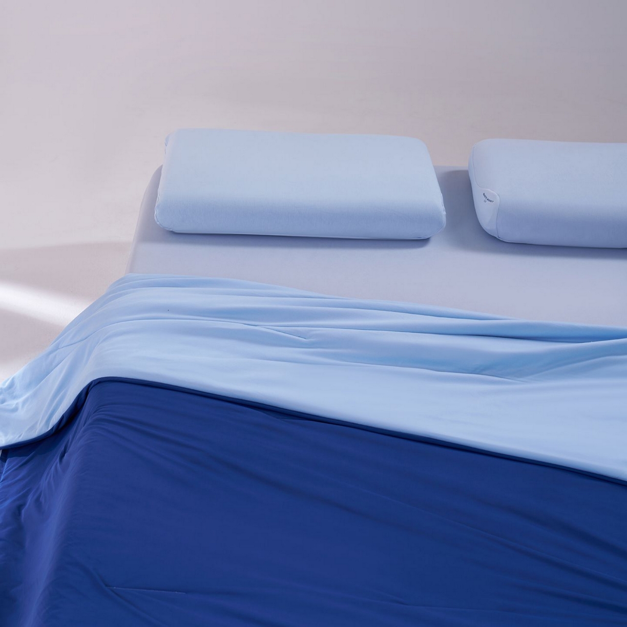 91家纺网 家纺一手货源 找家纺 花享莱 高品质2026新款亚朵酒店同款夏季双感深睡被夏被夏凉被pro3.0 深空蓝