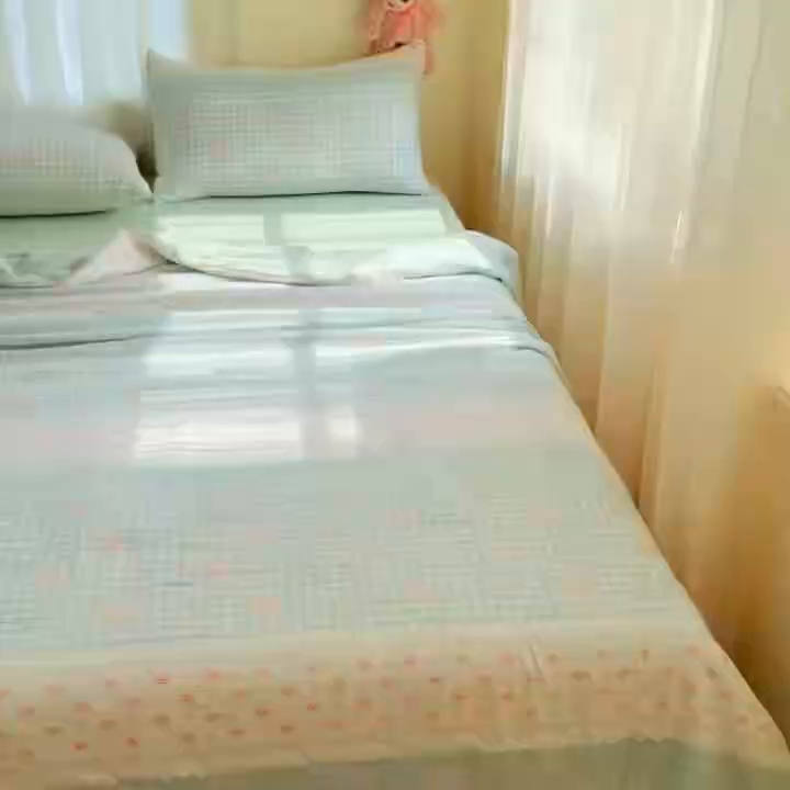 91家纺网 家纺一手货源 找家纺 梵希雅 2026新款A类木棉皱皱纱夏被 青格花信