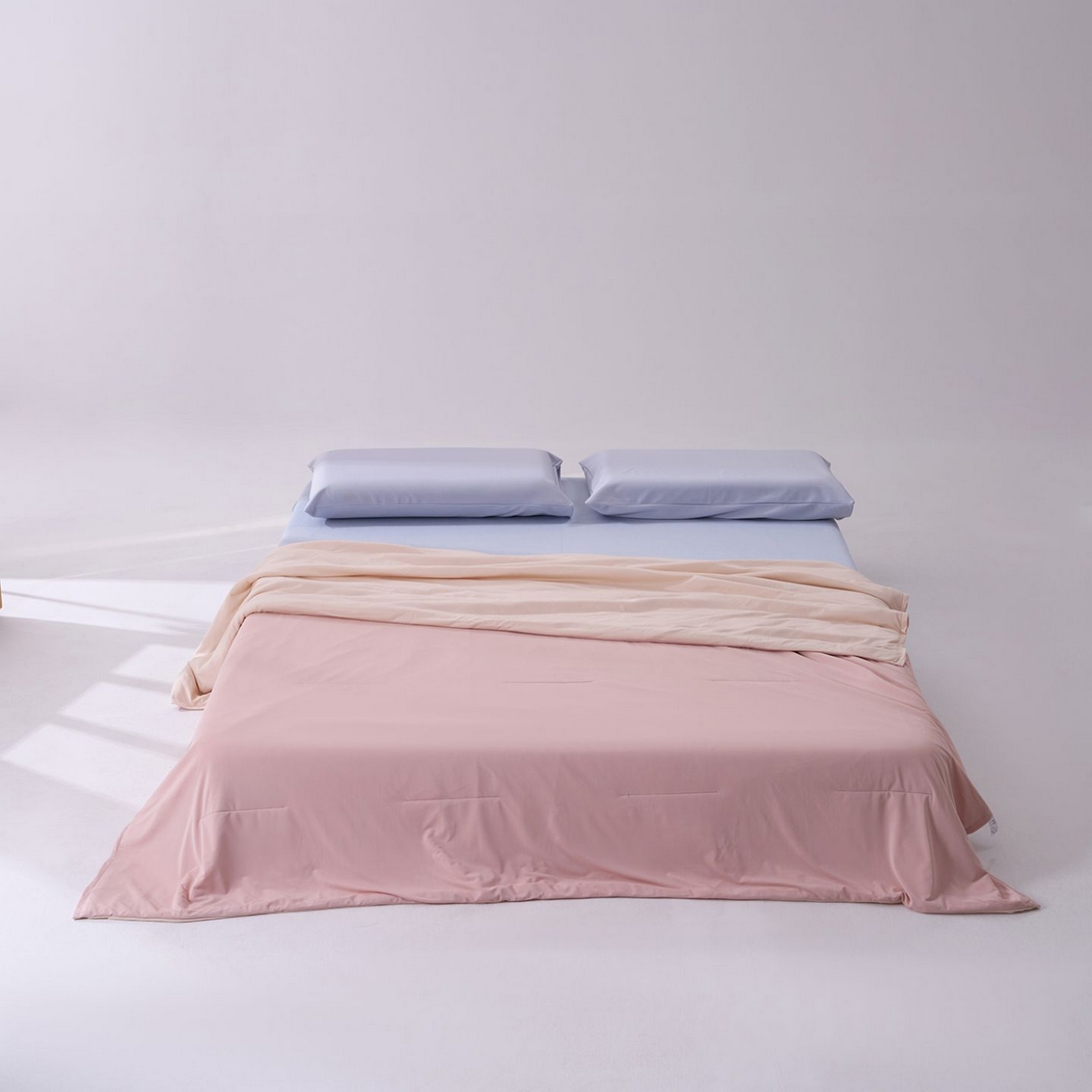 91家纺网 家纺一手货源 找家纺 花享莱 2026新款亚朵同款质量夏季双感深睡被夏被夏凉被pro3.0 橘雾粉