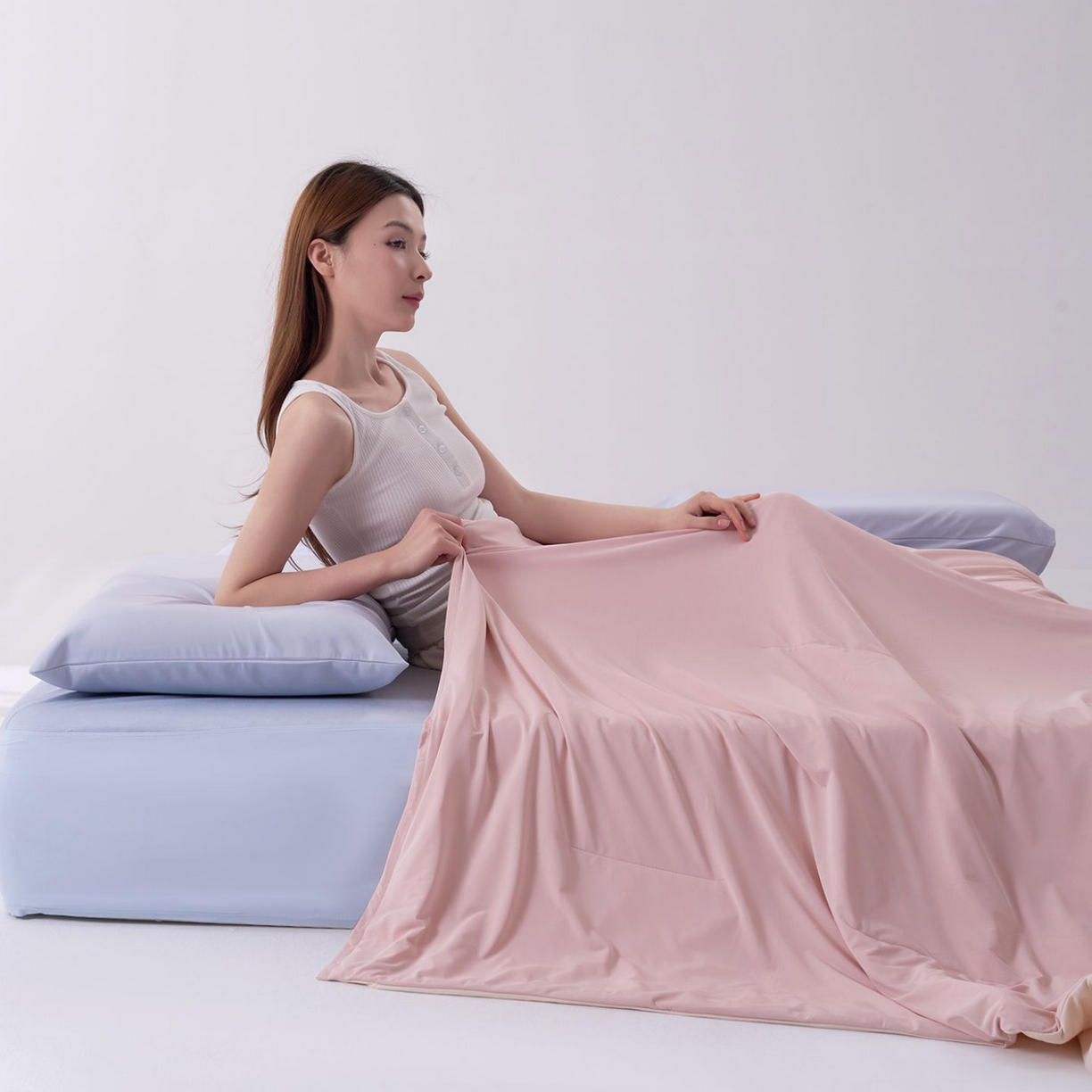 91家纺网 家纺一手货源 找家纺 花享莱 2026新款亚朵同款质量夏季双感深睡被夏被夏凉被pro3.0 橘雾粉