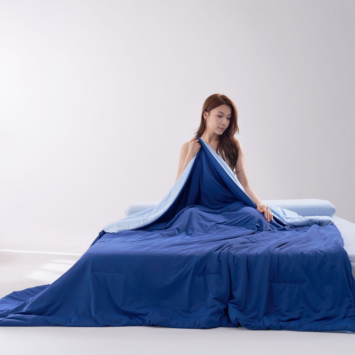 91家纺网 家纺一手货源 找家纺 花享莱 2026新款亚朵同款质量夏季双感深睡被夏被夏凉被pro3.0 深空蓝