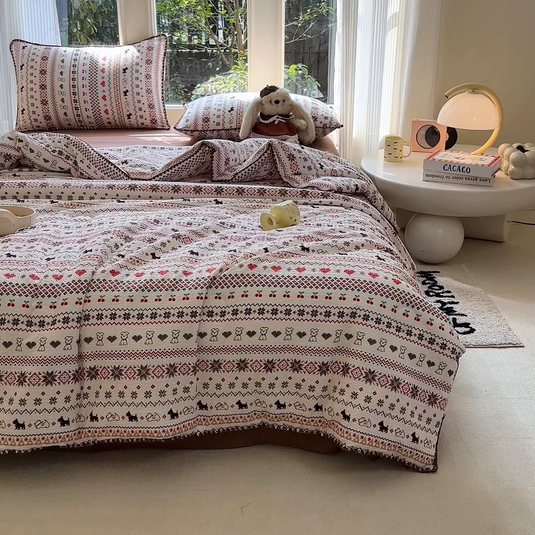 91家纺网 家纺一手货源 找家纺 （总）梵希雅 2026新款A类贝壳秀费尔岛风泡芙棉夏被空调被四件套