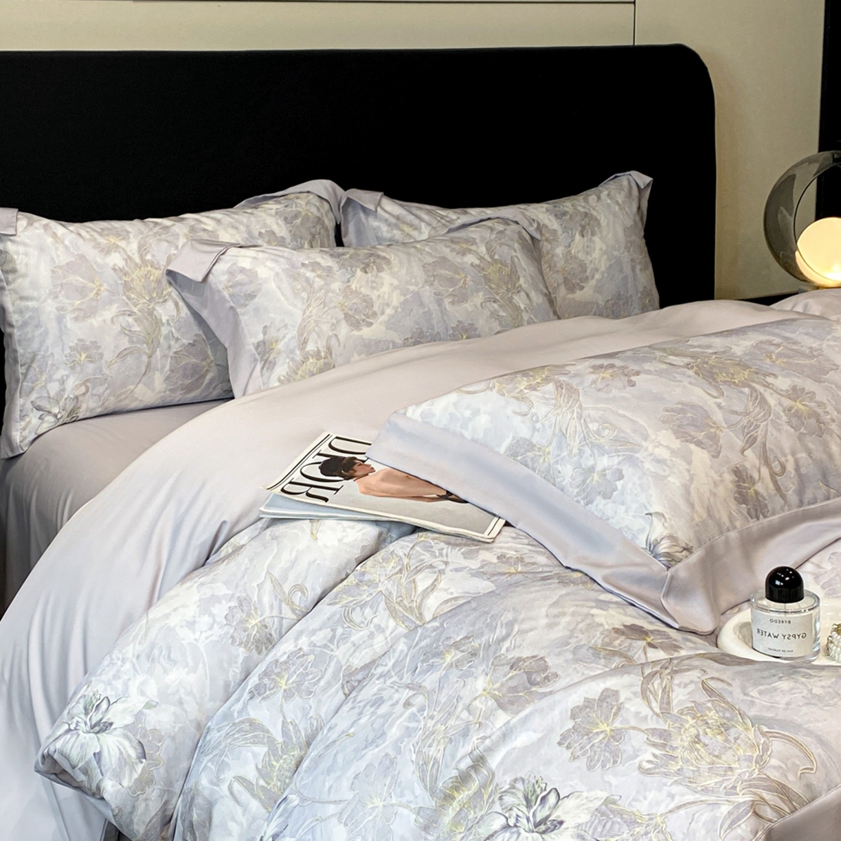 91家纺网 家纺一手货源 找家纺 博纳家纺 2026新款数码印花天丝宽边四件套 塞纳