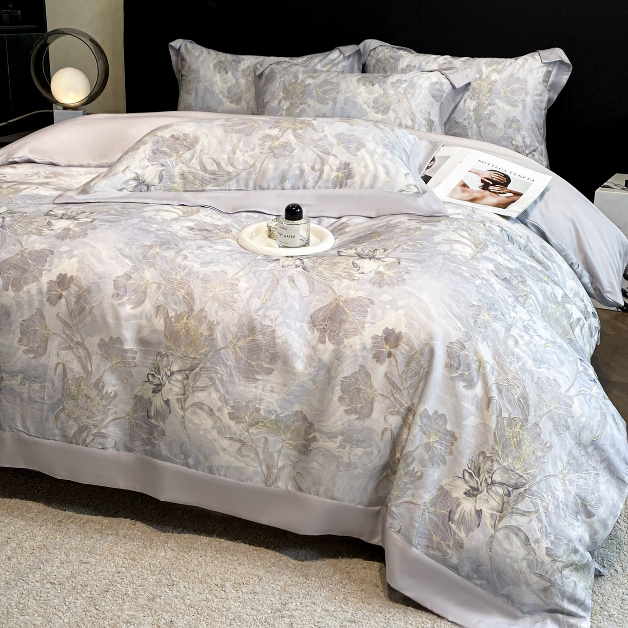 91家纺网 家纺一手货源 找家纺 博纳家纺 2026新款数码印花天丝宽边四件套 塞纳