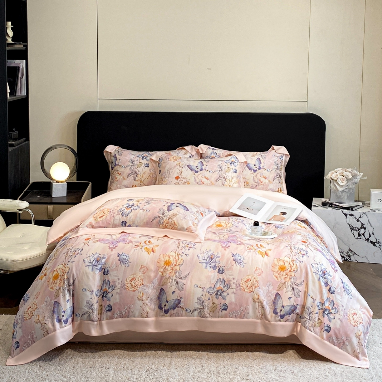 91家纺网 家纺一手货源 找家纺 博纳家纺 2026新款数码印花天丝宽边四件套 花舞蝶