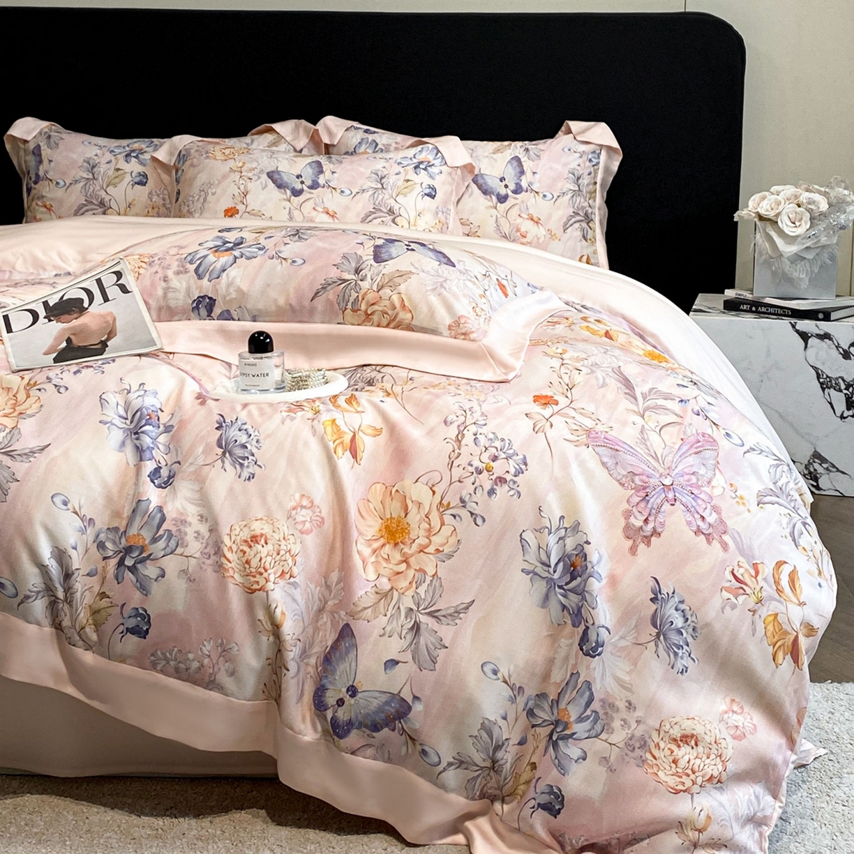 91家纺网 家纺一手货源 找家纺 博纳家纺 2026新款数码印花天丝宽边四件套 花舞蝶