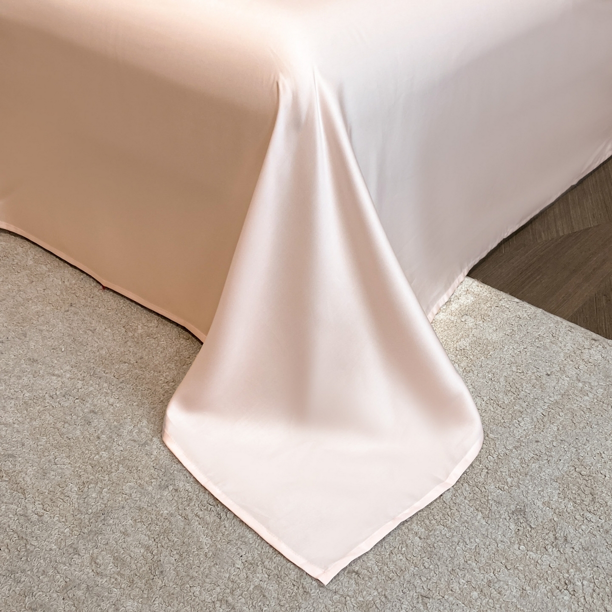 91家纺网 家纺一手货源 找家纺 博纳家纺 2026新款数码印花天丝宽边四件套 花舞蝶