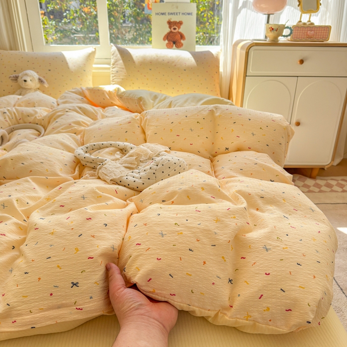 91家纺网 家纺一手货源 找家纺 梵希雅 2026新款A类木棉皱皱纱四件套 奶油彩糖