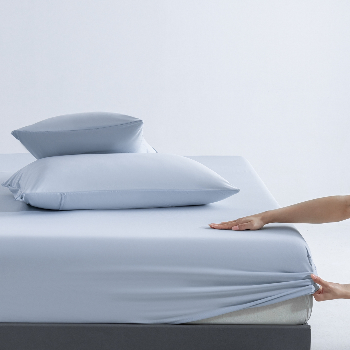 91家纺网 家纺一手货源 找家纺 梵心家纺 2026新款A类深睡星球床笠床垫保护罩床垫套枕套三件套160g氨纶 云天蓝