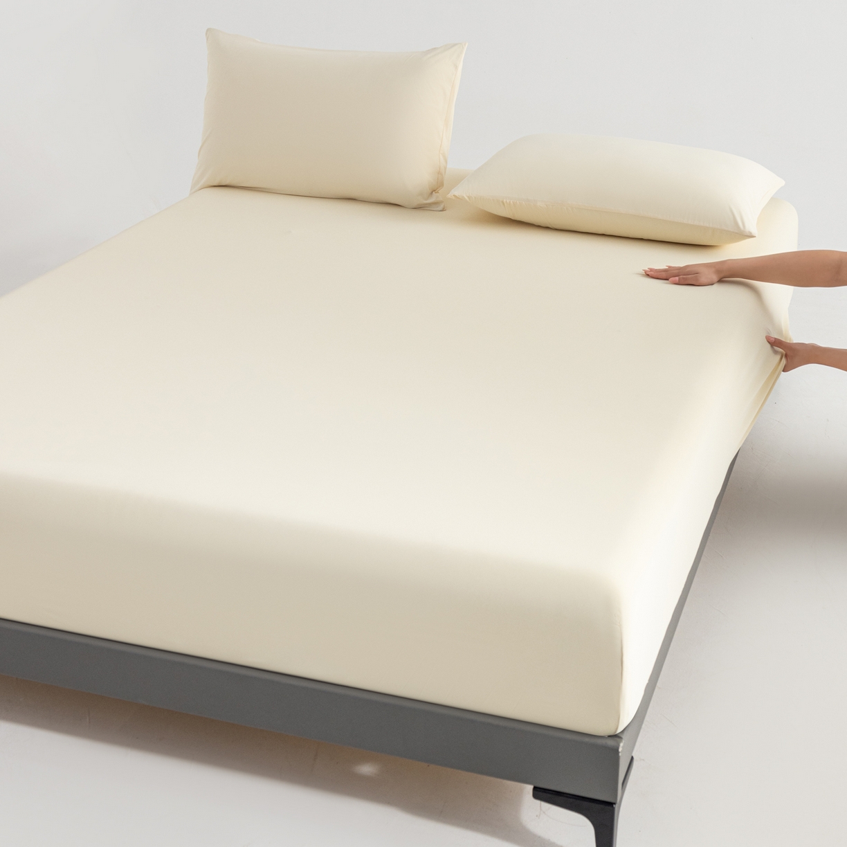 91家纺网 家纺一手货源 找家纺 梵心家纺 2026新款A类深睡星球床笠床垫保护罩床垫套枕套三件套160g氨纶 浅蛋黄