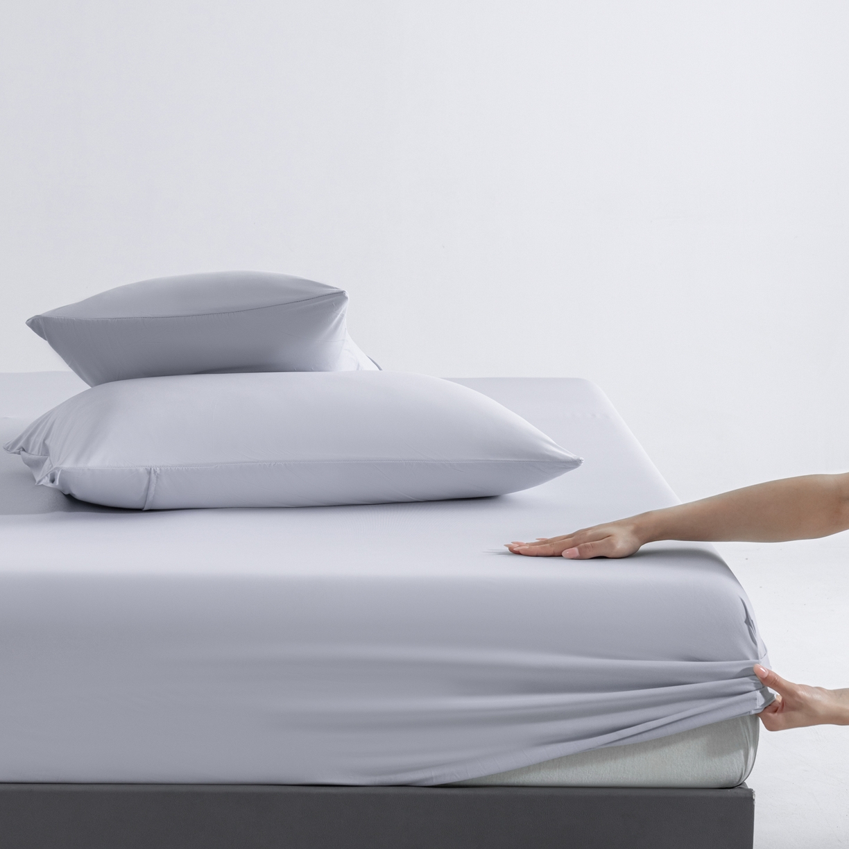 91家纺网 家纺一手货源 找家纺 梵心家纺 2026新款A类深睡星球床笠床垫保护罩床垫套枕套三件套160g氨纶 蓝岩灰