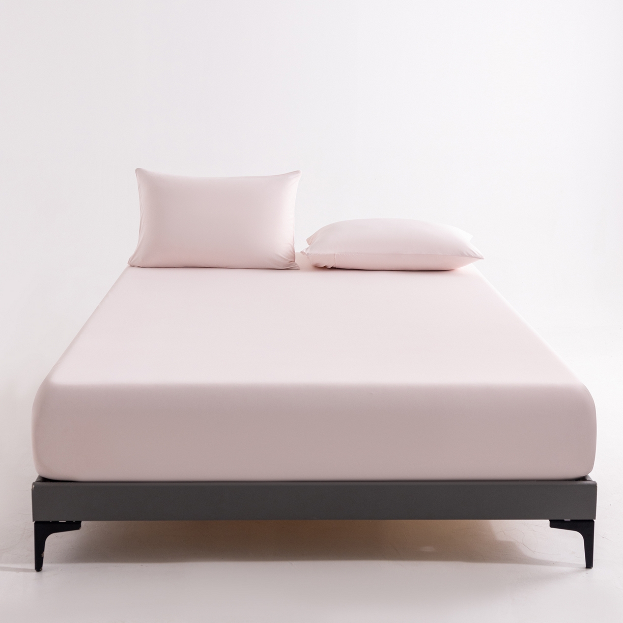 91家纺网 家纺一手货源 找家纺 梵心家纺 2026新款A类深睡星球床笠床垫保护罩床垫套枕套三件套160g氨纶 冰莓粉