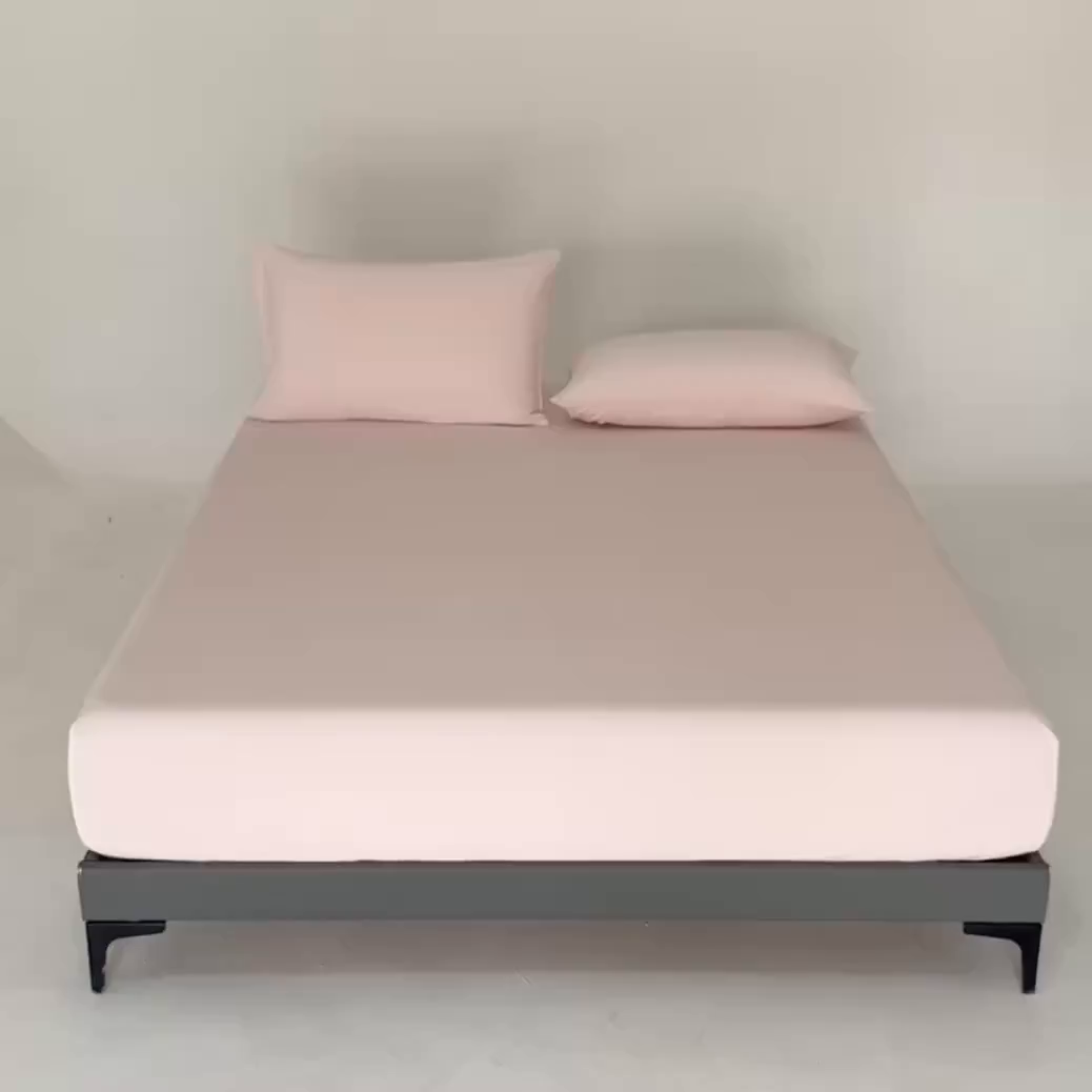 91家纺网 家纺一手货源 找家纺 梵心家纺 2026新款A类深睡星球床笠床垫保护罩床垫套枕套三件套160g氨纶 冰莓粉