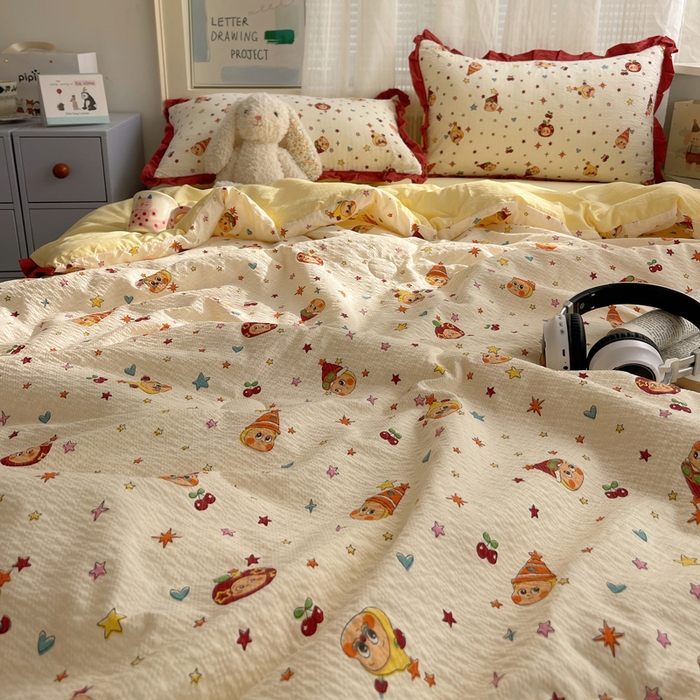 91家纺网 家纺一手货源 找家纺 迪梦姿家纺 2026新款泡芙纱花边款夏被四件套 旧街星星