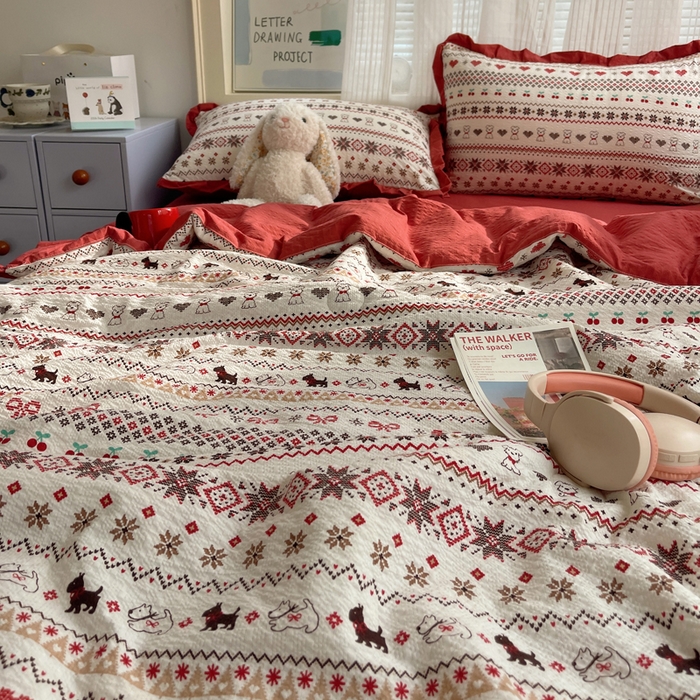 91家纺网 家纺一手货源 找家纺 迪梦姿家纺 2026新款泡芙纱花边款夏被四件套 萌物条条