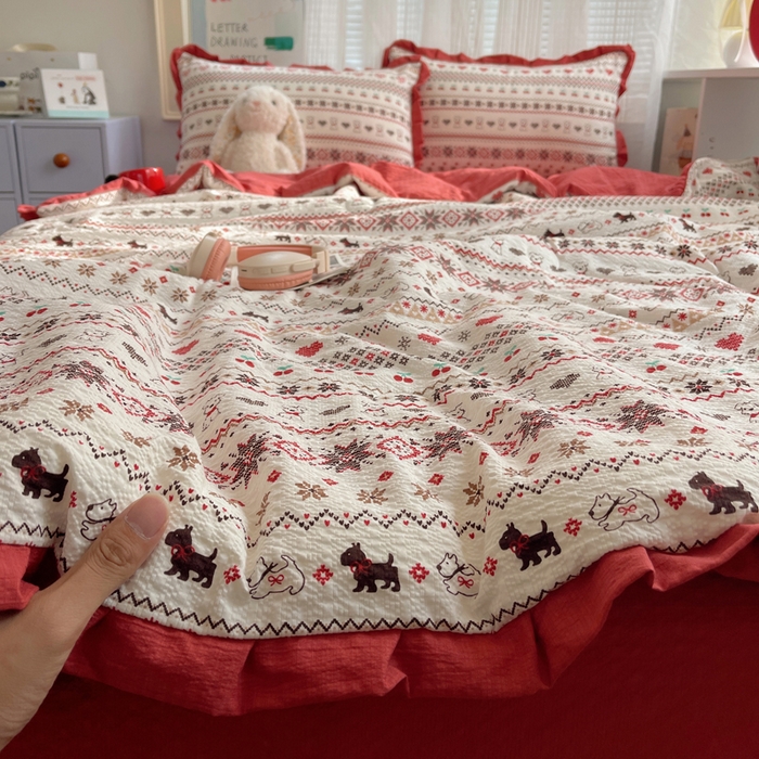 91家纺网 家纺一手货源 找家纺 迪梦姿家纺 2026新款泡芙纱花边款夏被四件套 萌物条条