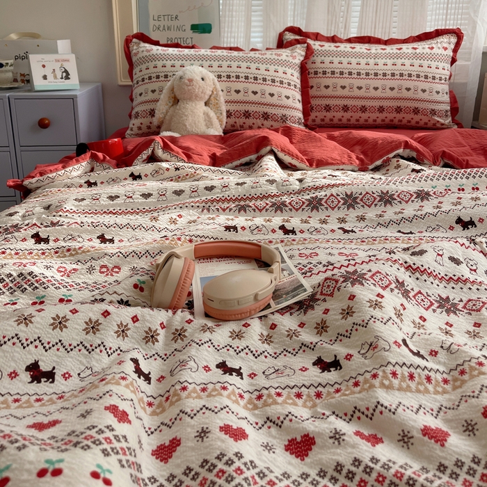 91家纺网 家纺一手货源 找家纺 迪梦姿家纺 2026新款泡芙纱花边款夏被四件套 萌物条条