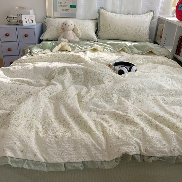 91家纺网 家纺一手货源 找家纺 迪梦姿家纺 2026新款泡芙纱花边款夏被四件套 浅夏花信