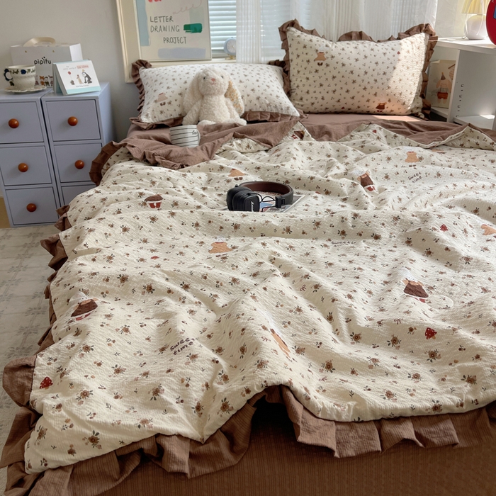 91家纺网 家纺一手货源 找家纺 迪梦姿家纺 2026新款泡芙纱花边款夏被四件套 田园兔