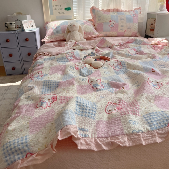 91家纺网 家纺一手货源 找家纺 迪梦姿家纺 2026新款泡芙纱花边款夏被四件套 甜喵块块