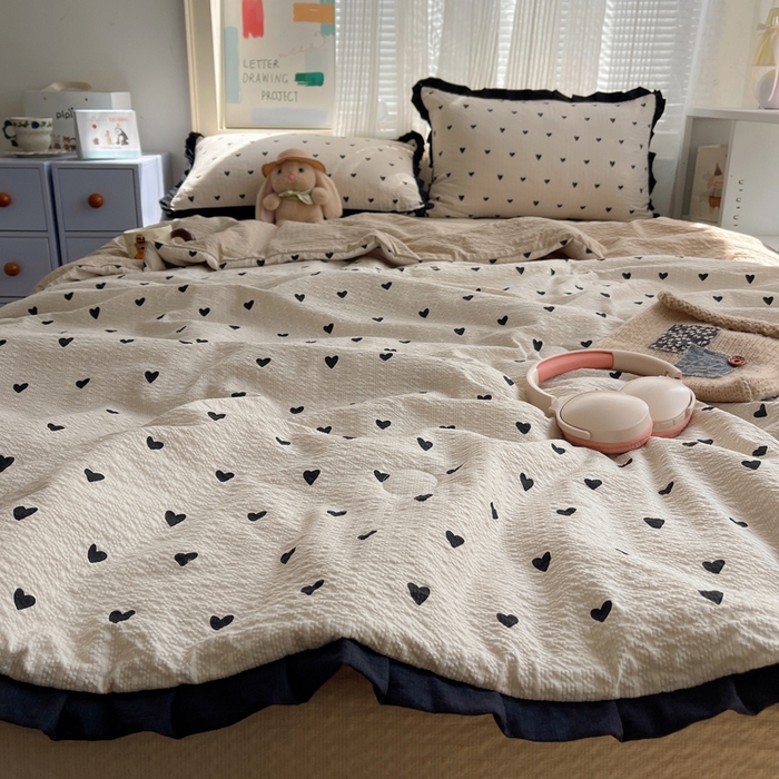 91家纺网 家纺一手货源 找家纺 迪梦姿家纺 2026新款泡芙纱花边款夏被四件套 甜心咖絮