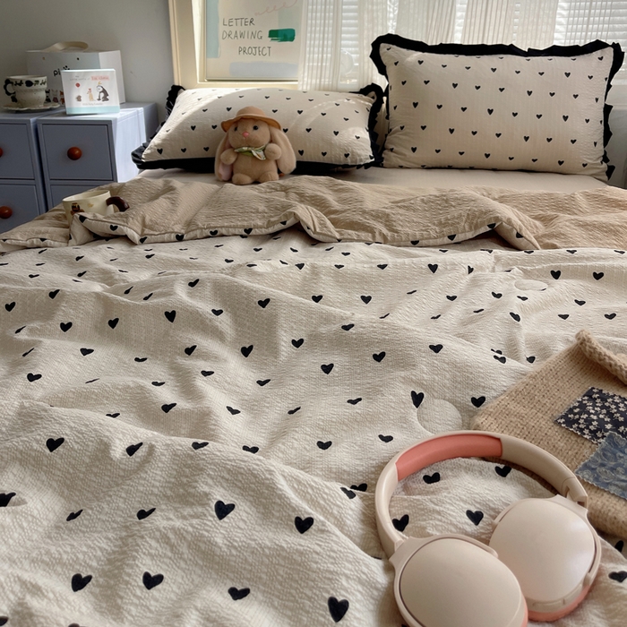 91家纺网 家纺一手货源 找家纺 迪梦姿家纺 2026新款泡芙纱花边款夏被四件套 甜心咖絮