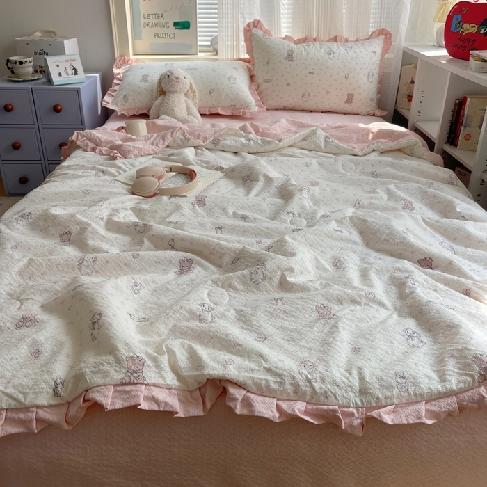 91家纺网 家纺一手货源 找家纺 迪梦姿家纺 2026新款泡芙纱花边款夏被四件套 悦悦小兔