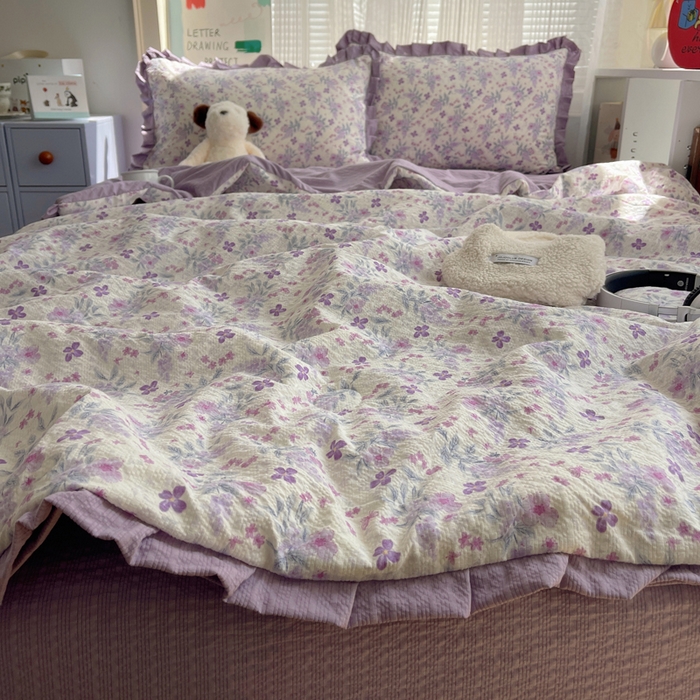 91家纺网 家纺一手货源 找家纺 迪梦姿家纺 2026新款泡芙纱花边款夏被四件套 紫雾花蝶集