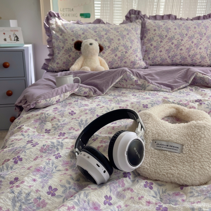 91家纺网 家纺一手货源 找家纺 迪梦姿家纺 2026新款泡芙纱花边款夏被四件套 紫雾花蝶集