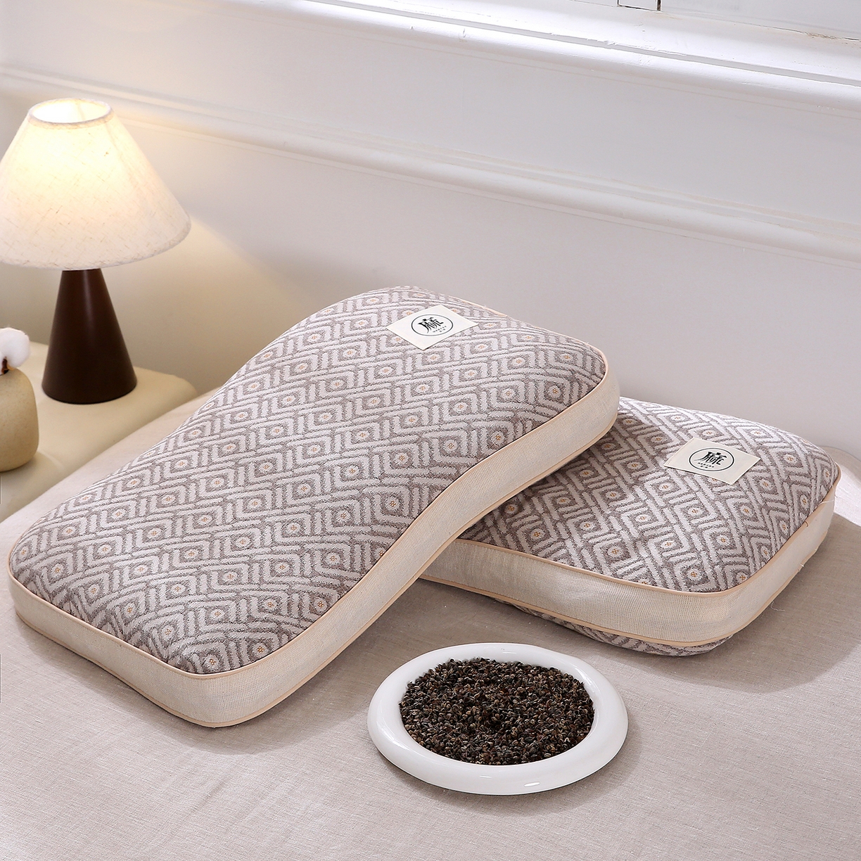 91家纺网 家纺一手货源 找家纺 珍贝家纺 2026新款棉麻荞麦枕枕头枕芯 棉麻荞麦枕-回格纹