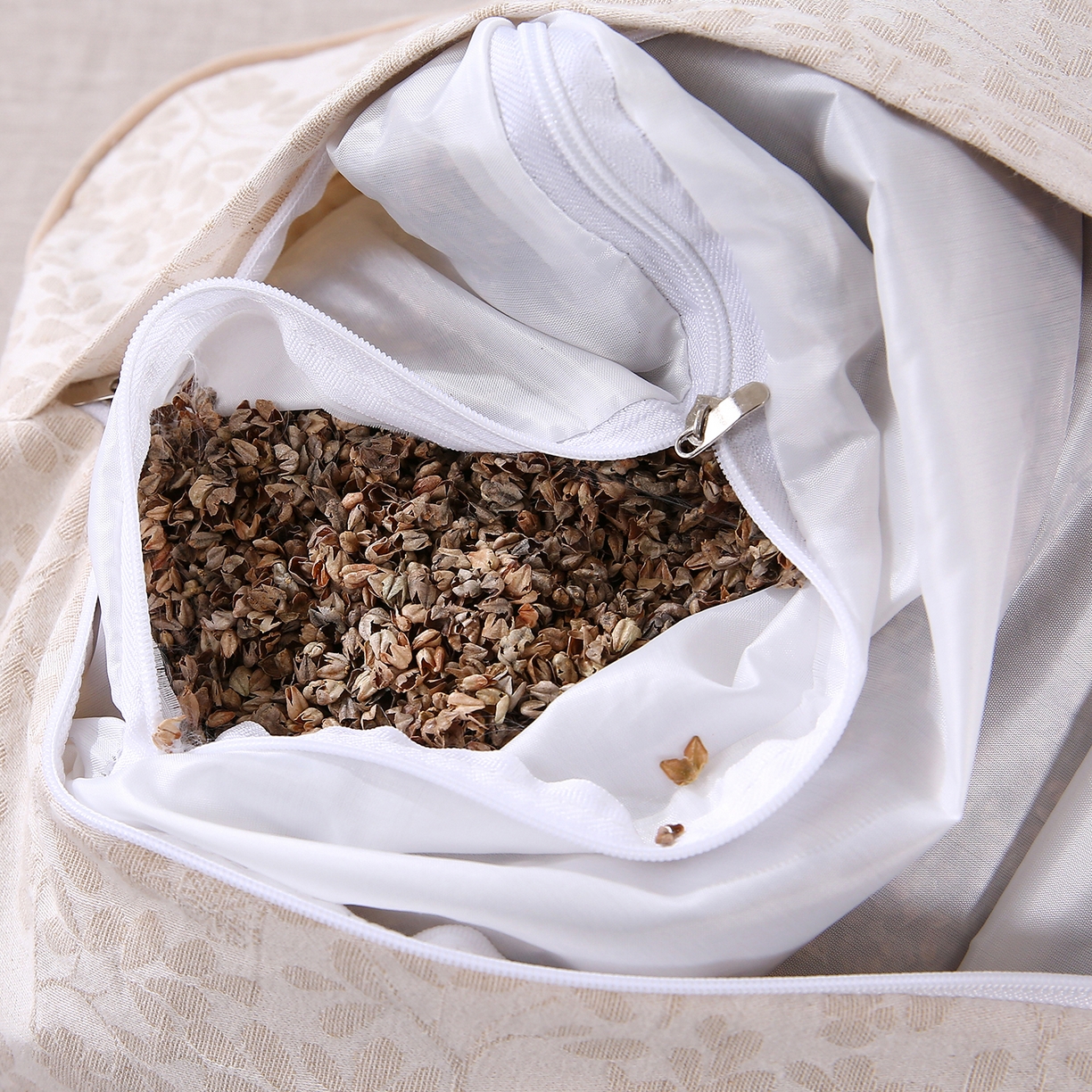 91家纺网 家纺一手货源 找家纺 珍贝家纺 2026新款棉麻荞麦枕枕头枕芯 棉麻荞麦枕-素雅小花