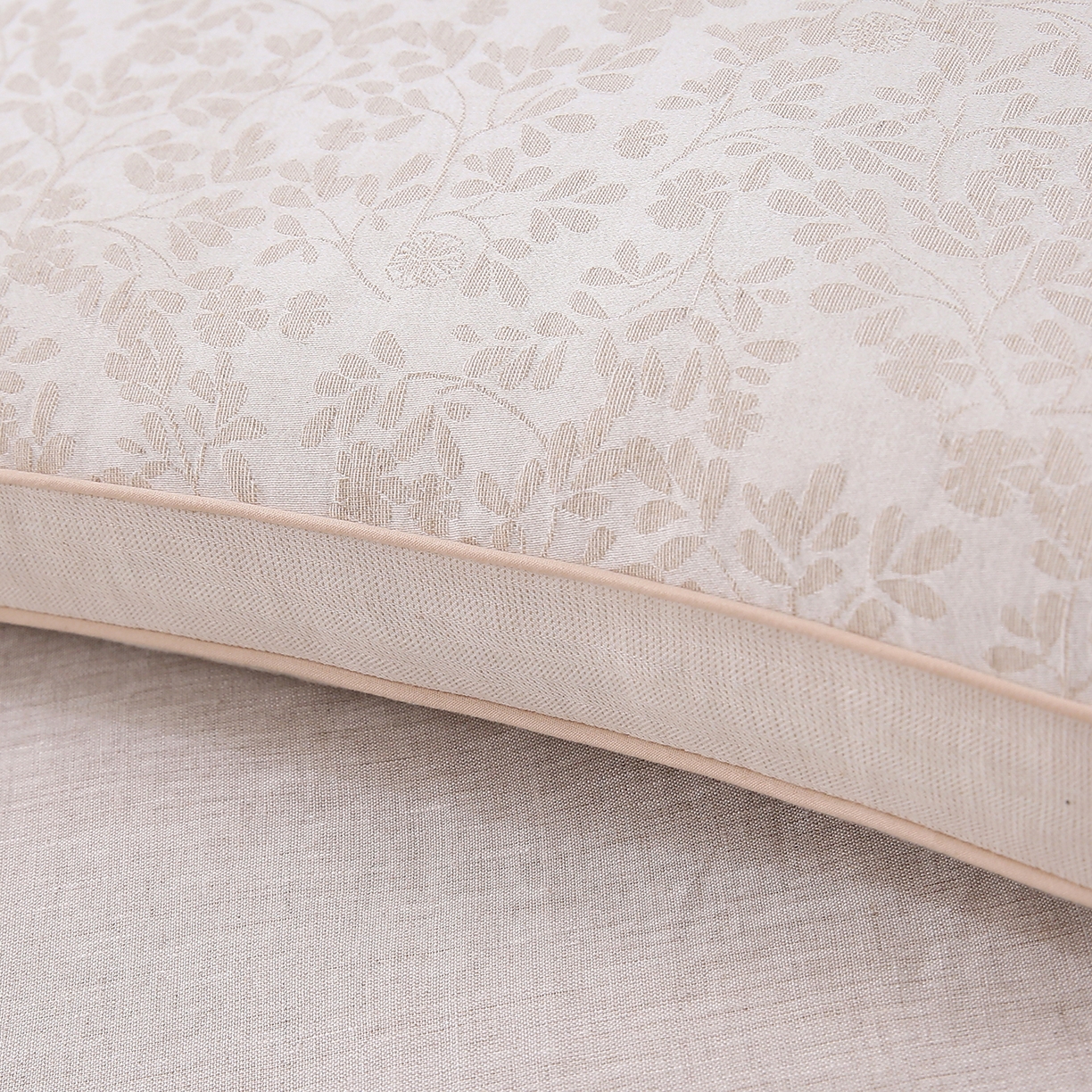 91家纺网 家纺一手货源 找家纺 珍贝家纺 2026新款棉麻荞麦枕枕头枕芯 棉麻荞麦枕-素雅小花