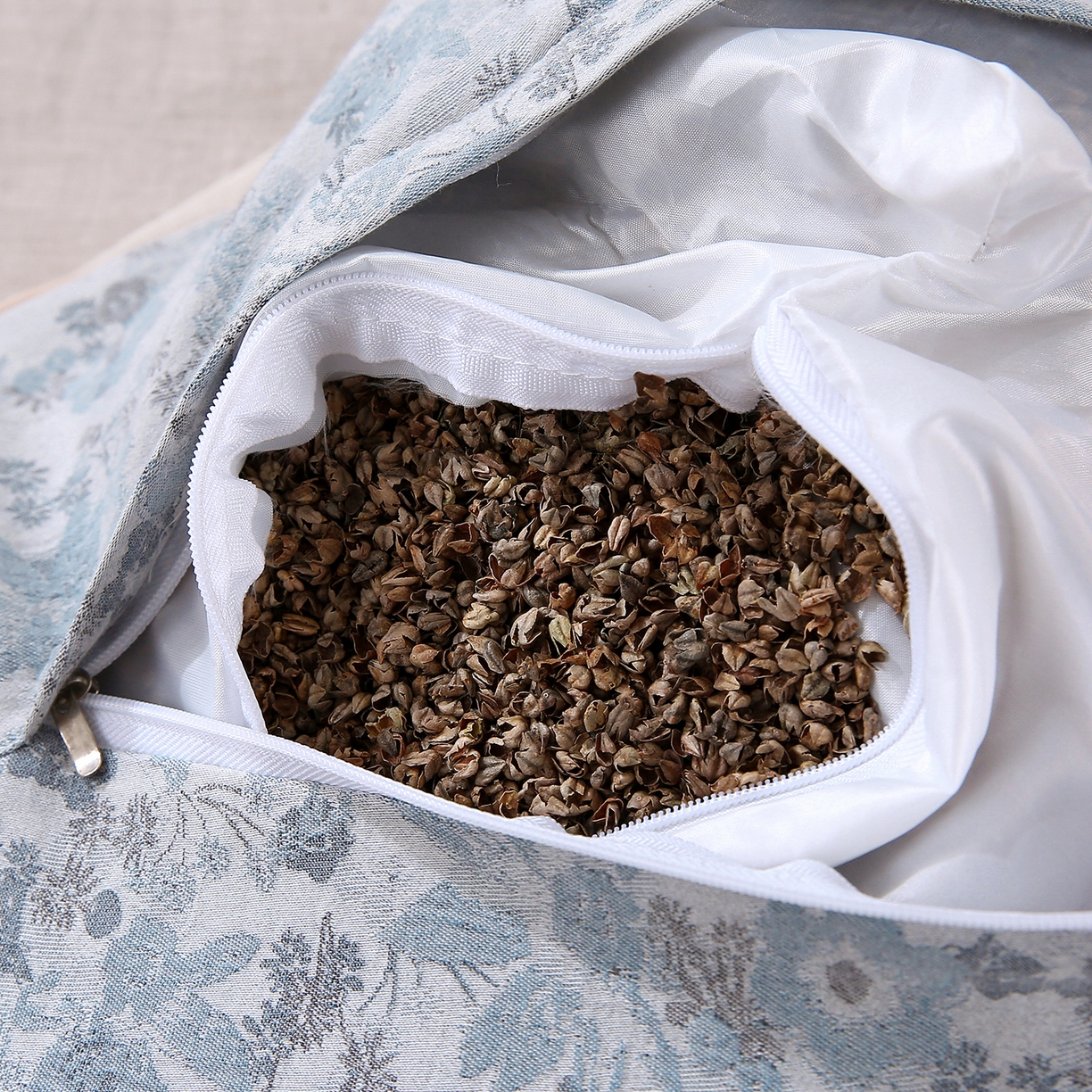 91家纺网 家纺一手货源 找家纺 珍贝家纺 2026新款棉麻荞麦枕枕头枕芯 棉麻荞麦枕-莫兰蒂