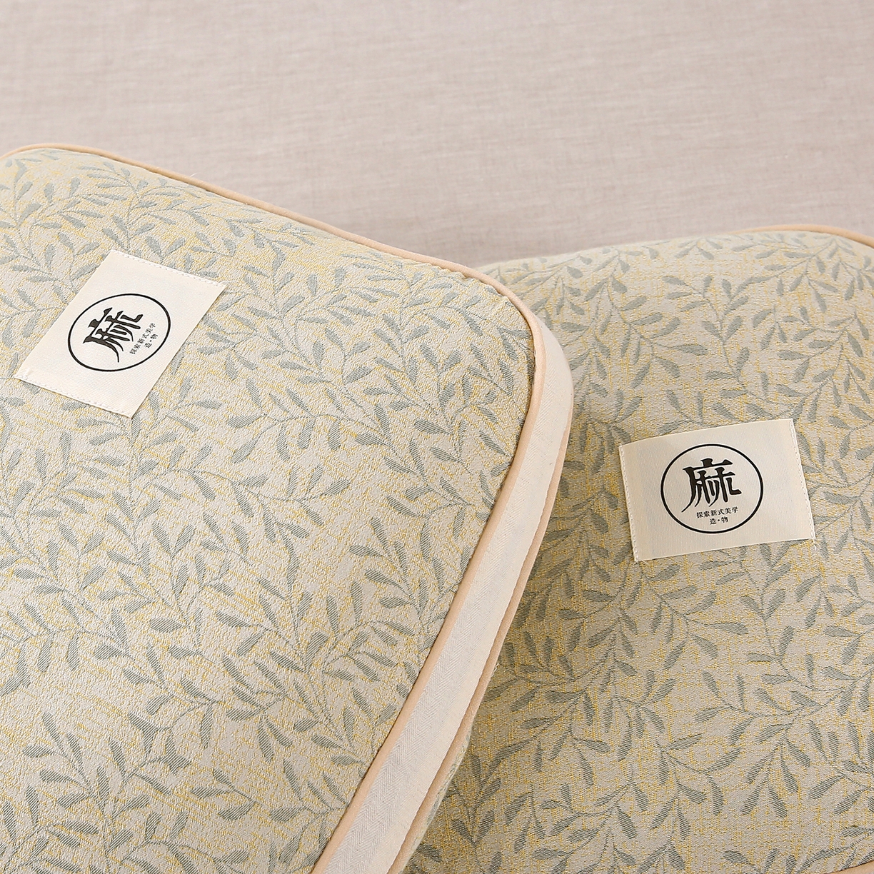 91家纺网 家纺一手货源 找家纺 珍贝家纺 2026新款棉麻荞麦枕枕头枕芯 棉麻荞麦枕-柳叶花